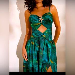 Cut out long vacation dress.